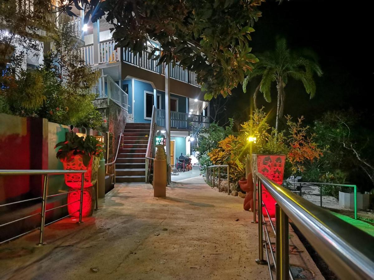Hotel Ticozuma 蒙特苏马 外观 照片