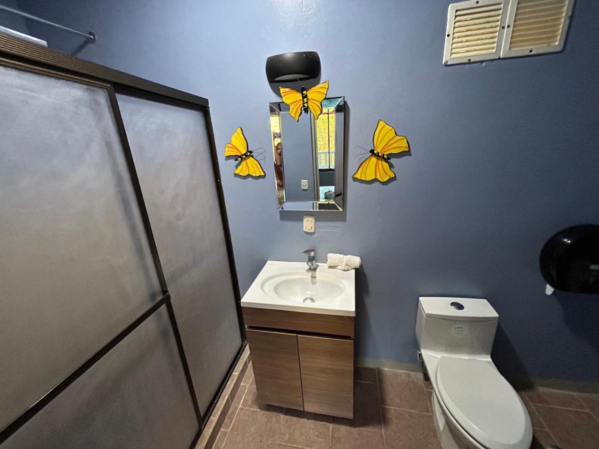 Hotel Ticozuma 蒙特苏马 外观 照片