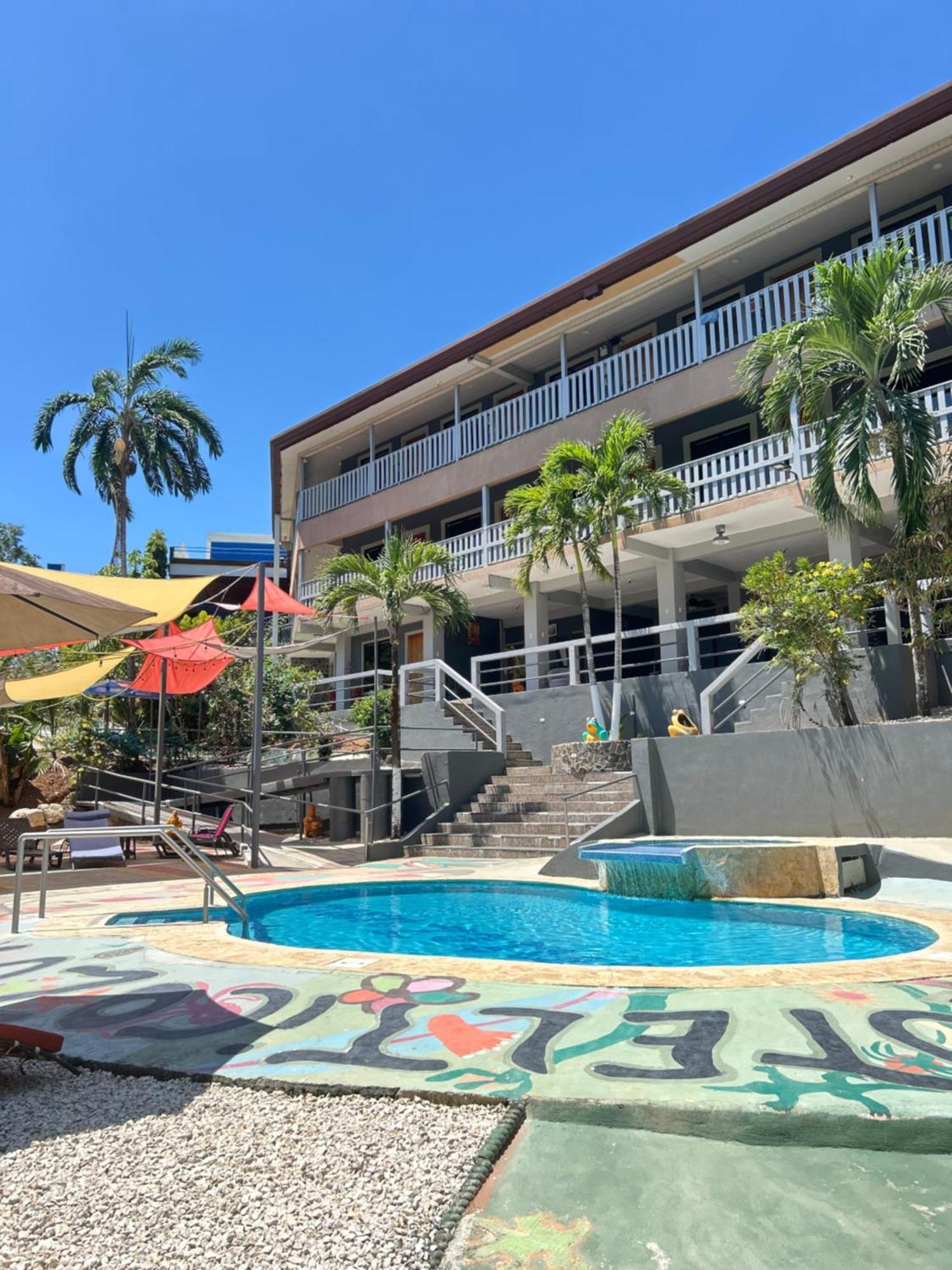 Hotel Ticozuma 蒙特苏马 外观 照片
